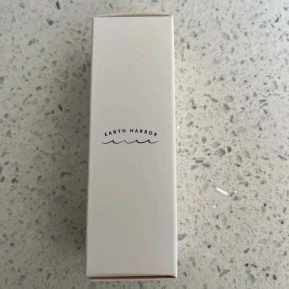 Earth Harbor Calypso Vitamin C Moisture Elixer - Picture 5 of 5